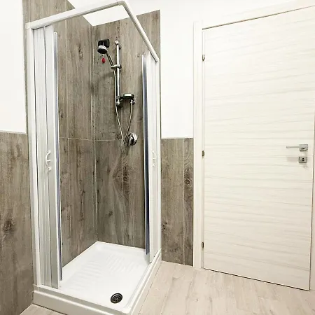 Appartamento Pgs Immobiliare Srls Le Logge 3 Monolocale Ben Accessoriato A Pochi Passi Dal Centro *